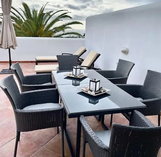 Dhanvantari En Adeje Paradise * プラヤ・パライソ